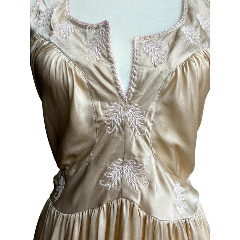 Chasing Unicorns BNWT Vintage-Inspired Embroidered Silk Dress Size S - Picture 3 of 14